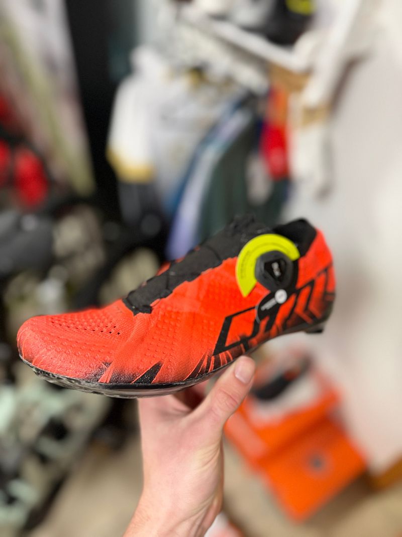 Dmt KR1 Road Cycling Shoes Size 40 red, new 2025 Cycling Shoes de segunda mano
