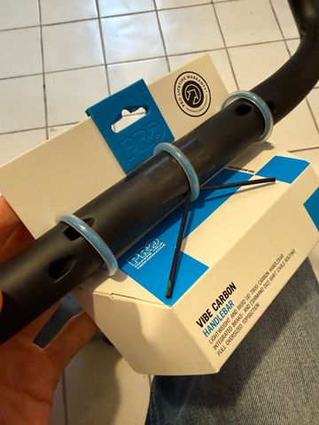 Used 2023 Pro Vibe Carbon Handlebar bike — image 3 of 3