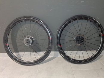 Used 2023 ult 38 bike — image 1 of 5