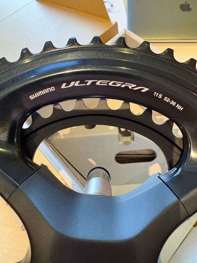 2025 Shimano Ultegra FC-R8100 Crankset