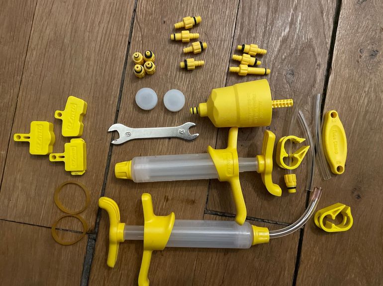 Used EZmtb Bleed kit bike — image 2 of 2