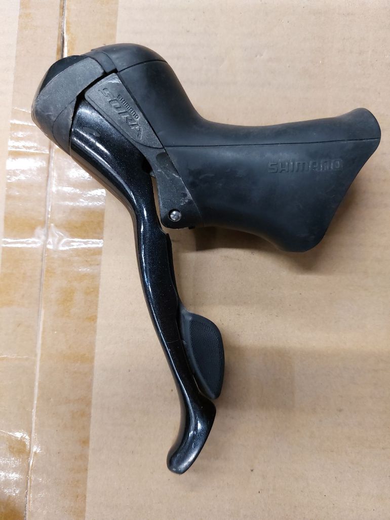 Used Shimano Sora 2x shifter rim brake bike — image 1 of 4