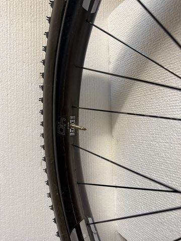 Použité Enve M640 bike — obrázek 43 z 50