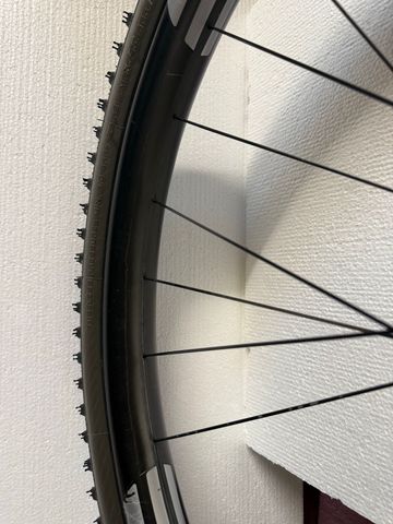 Použité Enve M640 bike — obrázek 49 z 50