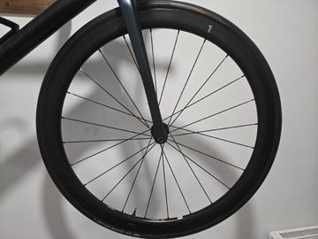 Used 2021 Giant SLR 1 42mm Sram XDR bike — image 3 of 6
