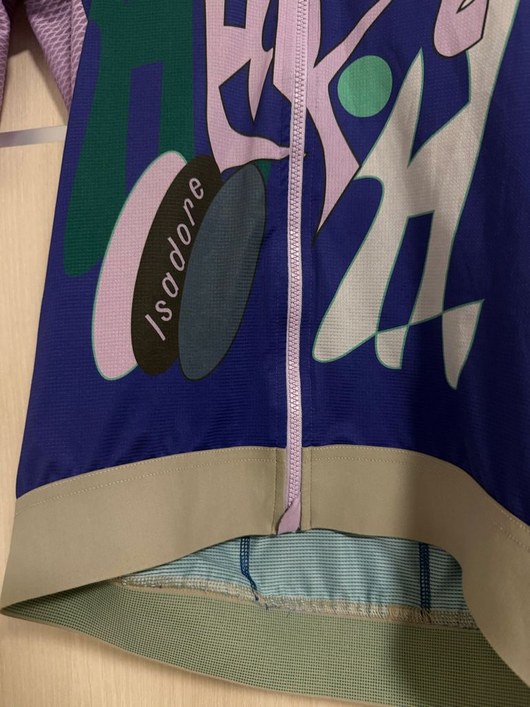 Used Isadore jersey bike — image 2 of 7