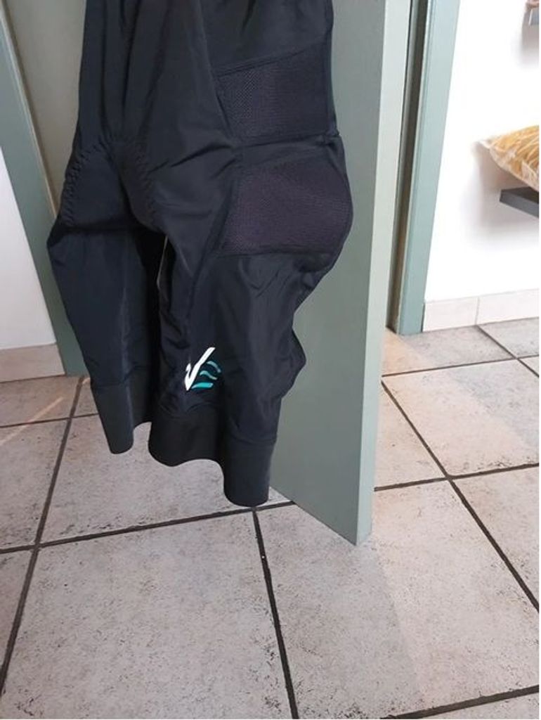 Used Velusta Protec 3D XXL Bibs 2025 bike — image 2 of 2