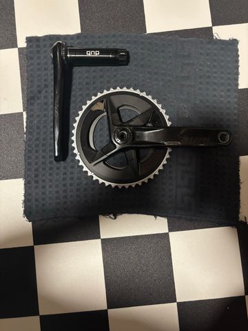 Brugt Sram Rival Crankset Drivetrain & Pedals