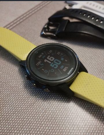 Garmin Fenix 5s GPS Watch bike de segunda mano — imagen 2 de 4