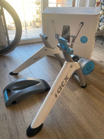 Używany 2024 Flow Smart Cycling Accessories