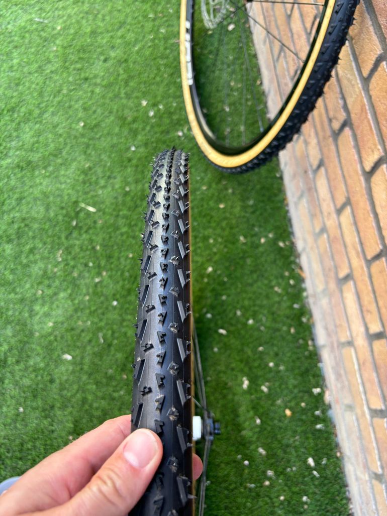 2025 ICON WHEELS Wheelset bike d'occasion — image 2 sur 5