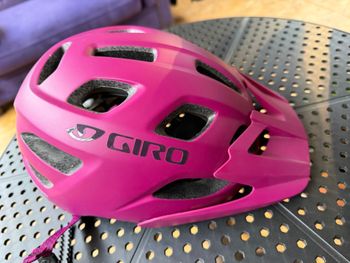 Used Giro Kask  Verce Integrated Mips Matte Pink bike — image 2 of 13