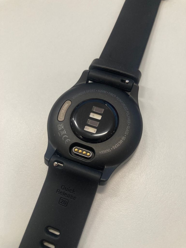 Used Garmin Vivomove Sport Hybrid Smartwatch 2025 bike — image 2 of 3