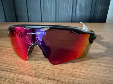 Oakley glasses Radar EV Pth Matte Black w/Prizm Road bike d'occasion — image 2 sur 9