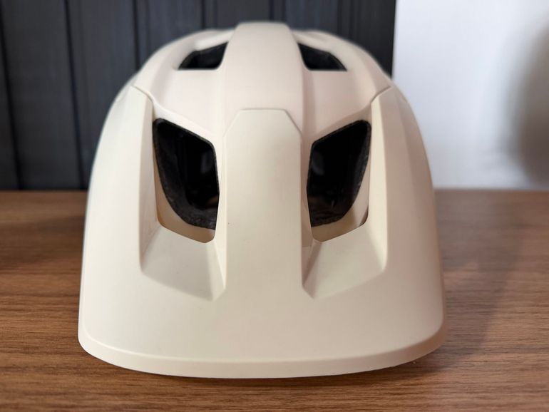 Used Fox Kask  Mainframe TRVRS HLMT Bone bike — image 3 of 8