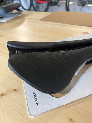 Used Sella Italia Novus Boost Evo Superflow bike — image 2 of 3