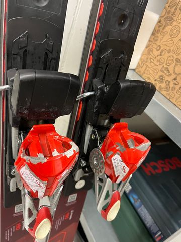 Used Atomic Redster FIS Revoshock Skis 193cm 30m Radius 2023 bike — image 6 of 10