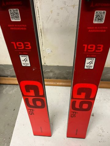 Used Atomic Redster FIS Revoshock Skis 193cm 30m Radius 2023 bike — image 4 of 10