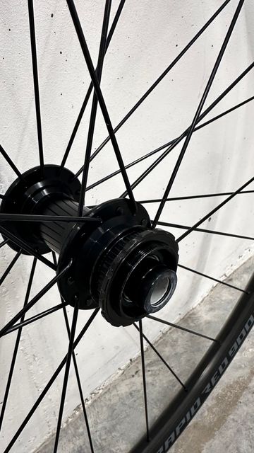 Used Fulcrum Rapid Red 900 bike — image 3 of 4