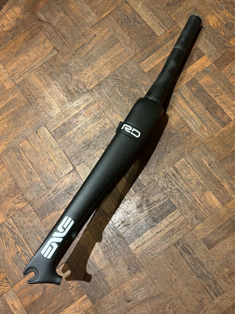 Enve disc road fork 1’ 1/5 Fork usato