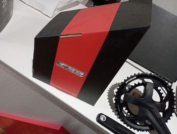 Used Fsa Omega 48/32 Crankset 2025 bike — image 2 of 3