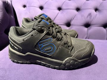 Five Ten Buty Impact Low Black Blue Cycling Shoes d'occasion