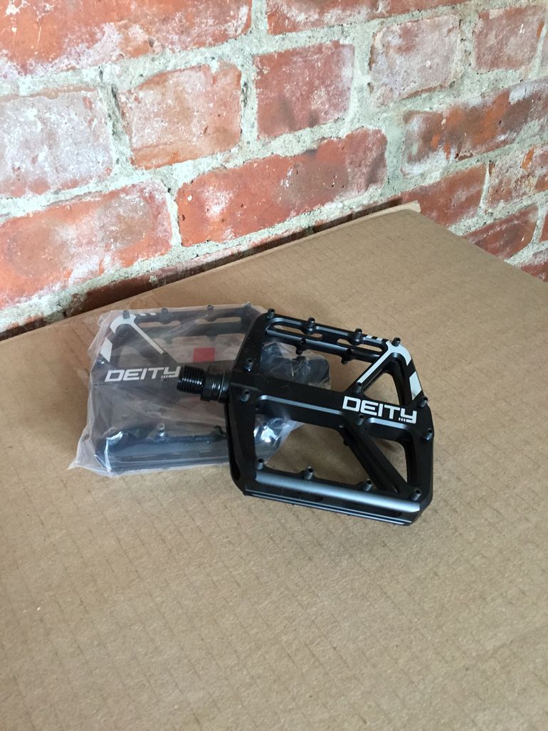 Used Diety Deity Supervillain Pedals bike — image 1 of 2