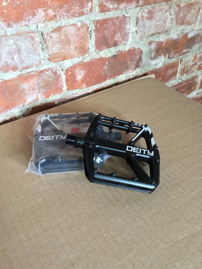Used Diety Deity Supervillain Pedals Drivetrain & Pedals