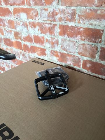 Used Diety Deity Supervillain Pedals bike — image 2 of 2
