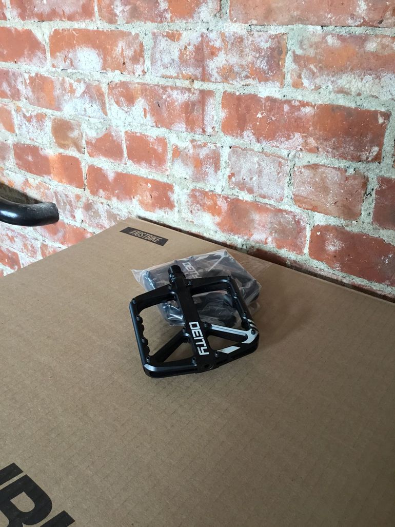 Used Diety Deity Supervillain Pedals bike — image 2 of 2