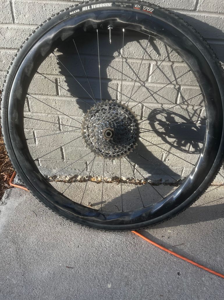 Used rol Falcon Premium Carbon Wheelset 2024 bike — image 3 of 7