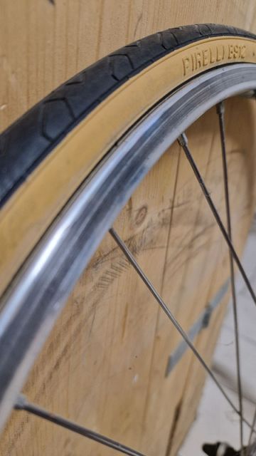 1980 Coppia ruote Campagnolo bike usato — immagine 3 di 5