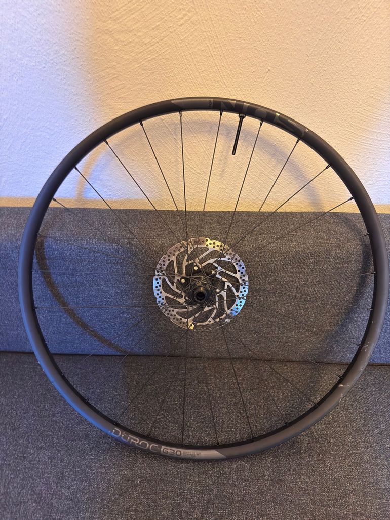 Used 2025 Sun Ringle Duroc G30 Expert 700c Wheelset XDR bike — image 2 of 8