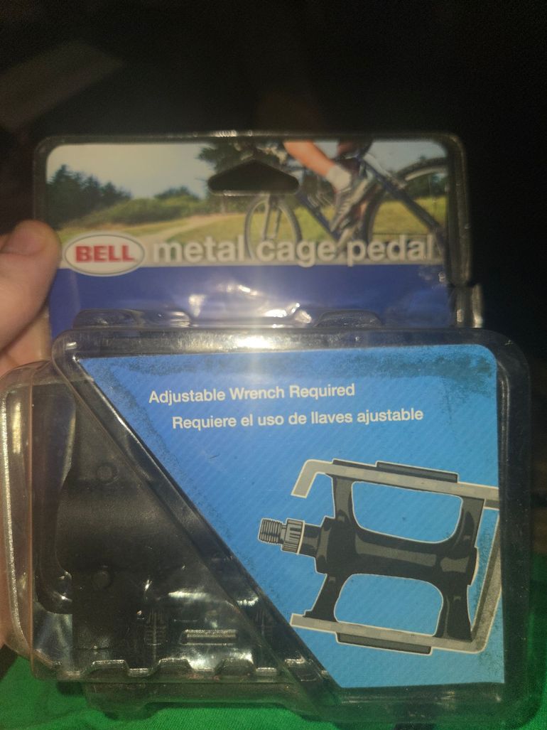 Used 2010 Bell Metal Cage Pedal bike — image 3 of 3