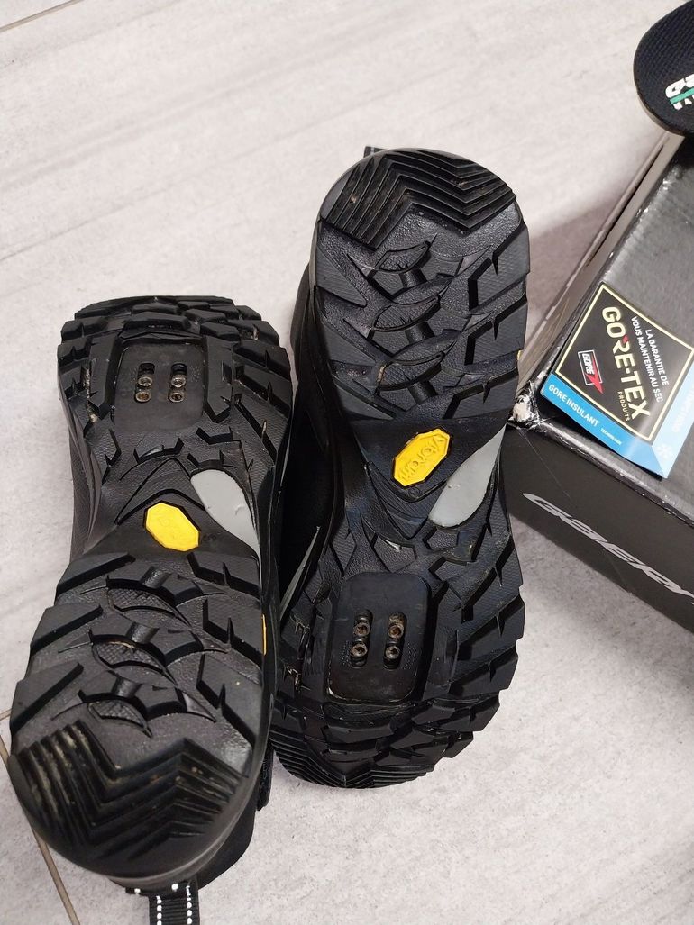 Used 2025 G.Ice Storm GORETEX bike — image 6 of 9