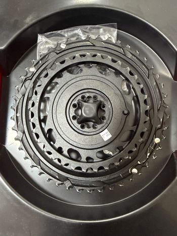 Used 2025 Corone Red 46/33 Chainrings bike — image 2 of 4