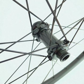 Used Carbonix Carbon Wheels ENTRY 50 for Road Bike | Disc Brake | 1510 g bike — image 4 of 17