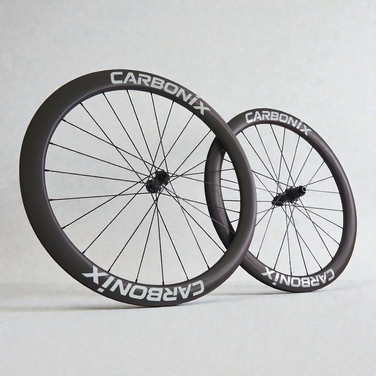 Used Carbonix Carbon Wheels ENTRY 50 for Road Bike | Disc Brake | 1510 g bike — image 15 of 17
