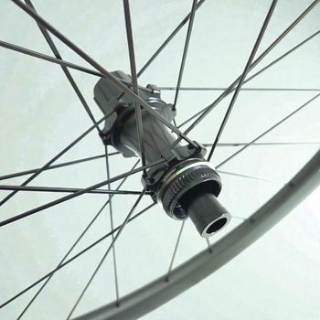 Used Carbonix Carbon Wheels ENTRY 50 for Road Bike | Disc Brake | 1510 g bike — image 6 of 17