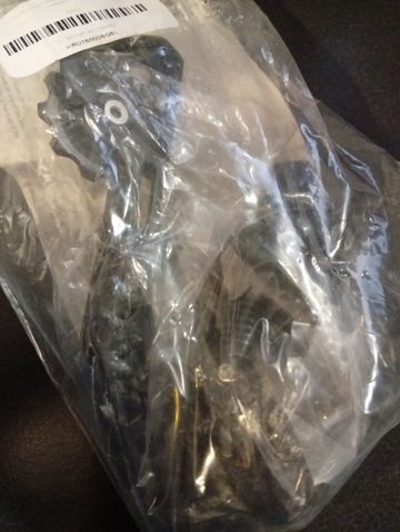 Použité Shimano Deore RD-T6000 SGS 10-speed Rear Derailleur Drivetrain & Pedals