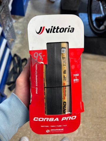 Brugt Vittoria Corsa Pro Tubeless-Ready Tyres & Tubes