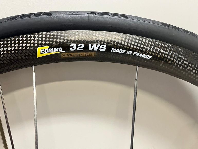 Used Corima 32WS Disc Carbon Wheelset bike — image 3 of 6