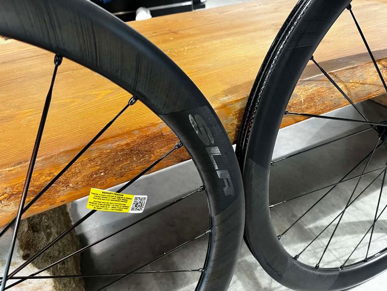 Used Mavic Cosmic SLR 45 DCL Wheelset 2026 bike — image 5 of 5