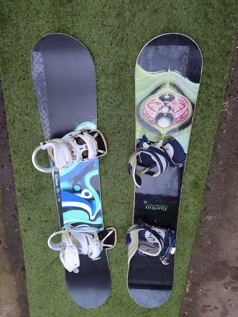 Used Burton Snowboards Lot de 2 bike — image 6 of 12