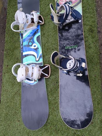 Used Burton Snowboards Lot de 2 bike — image 8 of 12