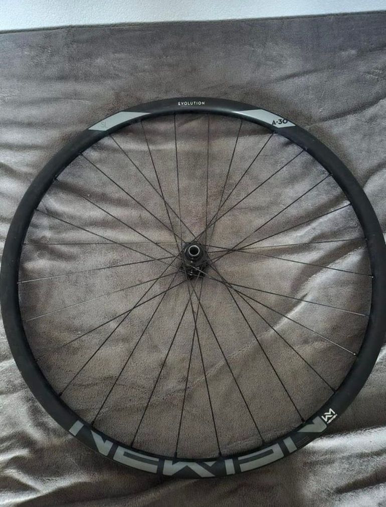 Used 2025 Newmen Evolution SL A.30 29" Wheelset bike — image 3 of 12