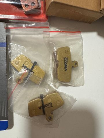 Sram Pack Brake Pads 8 uni 2025 bike usato — immagine 5 di 6