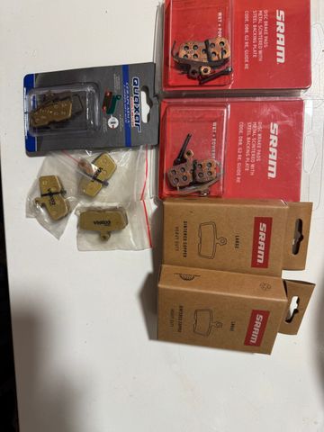 Sram Pack Brake Pads 8 uni 2025 bike usato — immagine 6 di 6