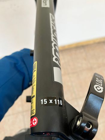 Used 2025 SunTour Fork bike — image 4 of 13