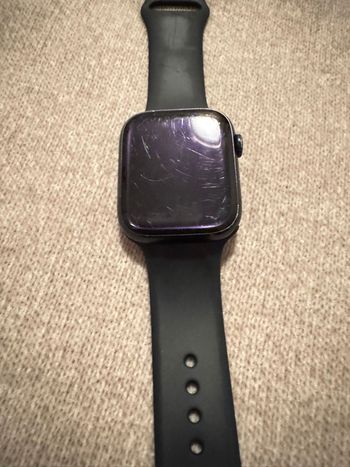 Used 2023 Apple Watch Series 8 bike — image 2 of 6